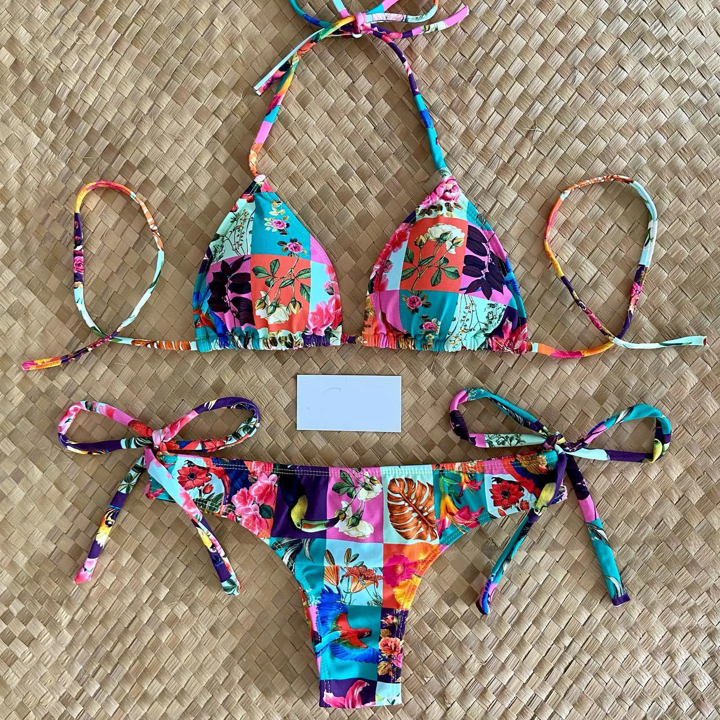 Fashionable and personalized resort style printed split bikini